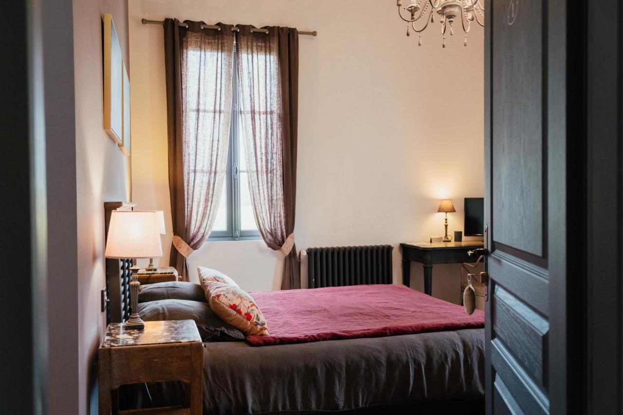 Villa 2 Pas Sages La Roche-Chalais ภายนอก รูปภาพ
