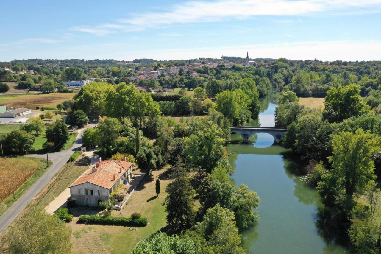 Villa 2 Pas Sages La Roche-Chalais ภายนอก รูปภาพ